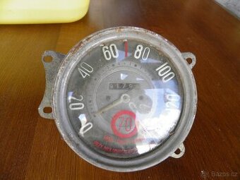 TACHOMETR NA VOZIDLO: FSO Warszawa