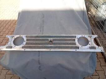 Moskvič 408, 412 - čtyřoká exportní maska + světla