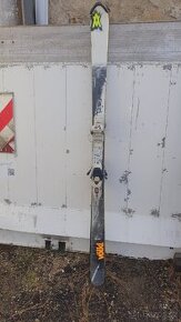 Freestaylové lyže Völkl