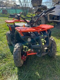 Dětská čtyřkolka