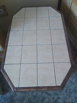 Konferenční stolek