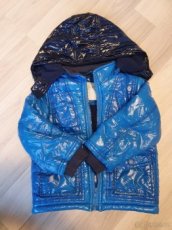 Hezká bunda vel. 92 (1,5 - 2 roky) vc. odepinatelná kapuce