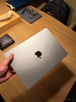 MACBOOK AIR M2 13” / 8GB RAM / 256GB SSD