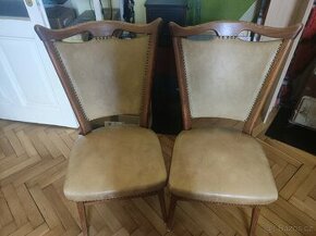 Daruji za odvoz retro kožené rustikální židle