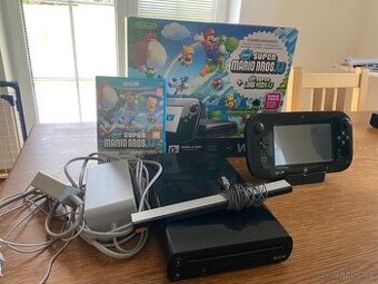 Nintendo Wii U 32 GB + Super Mario Bros. U + Luigi U