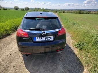 Opel Insignia Bi-turbo 4x4 Diesel