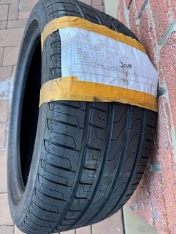 NOVÁ LETNÍ PIRELLI 255/40R18 1kus