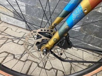 Gravel kolo na GRX