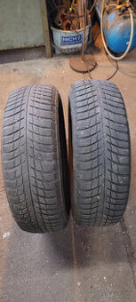 2 zimní pneumatiky BRIDGESTONE 215/65R17 99H 6,00mm DOT 2022