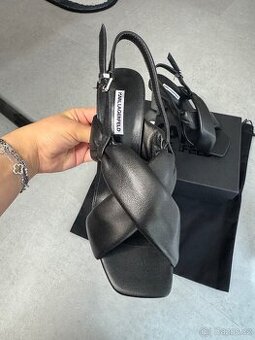 Karl Lagerfeld boty na podpatku