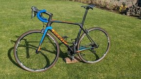 Giant TCR Advanced 1 karbon