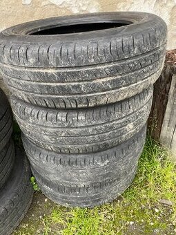 185/60 R15 84H gumy Kumho