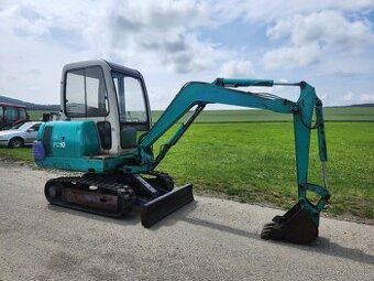JAPONSKÝ MINIBAGR KOMATSU PC10-7 2600KG