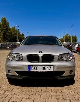 BMW e87 118i automat Praha