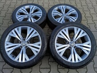 Originál sada disků VW Passat B8 Alltrack 5x112 R18 Kalamata