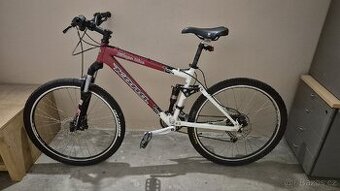 Kona Kikapu Nine – velikost M, celoodpružení