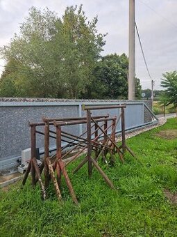 Stavební železné kozy