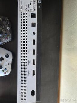 KONZOLE XBOX MICROSOFT ONE S