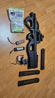 Airsoft FN HERSTAL P90 CYMA