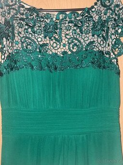 Zelené dlouhé plesové šaty