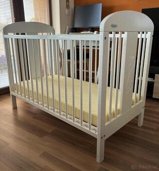 Dětská postýlka s matrací a potahem