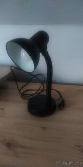 Lampička černá stolni