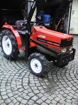 Prodej malotraktoru shibaura d228f