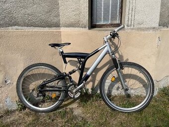 Celoodpružené pánské kolo