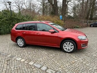 VW Golf7 variant 1.4tsi 2014 edice LOUNGE nové brzdy BREMBO