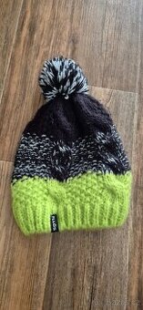 Zimní čepice s bambulí Fllös