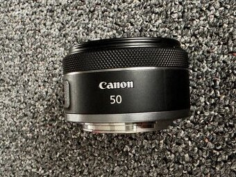 Canon RF 50 mm f/1,8 STM - TOP - 1