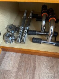 Činky a posilovací lavice