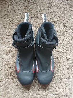 Boty na běžky  Salomon Escape 7 pilot