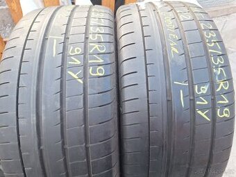 Prodám letní pneu 235/35/19 Goodyear a Micheli