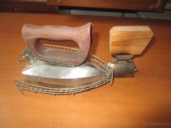 starožitné žehličky