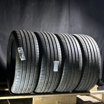 Letní pneu 235/45 R20 100V Goodyear 5mm