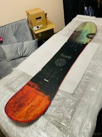 Dámský snowboard Rossignol Frenemy 147cm