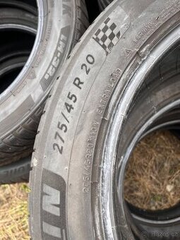 275/45r20 MICHELIN