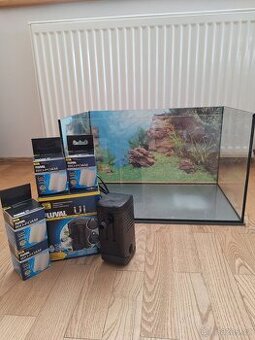 Akvárium s filtrem Fluval U1