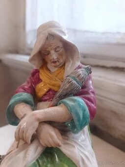 Nádherná porcelánová soška žena s kočkou
