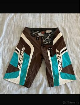 Kratasy na kolo scott vel XL (36)