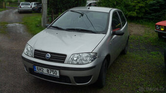 Fiat Punto 1.2i 8V NOVÁ STK