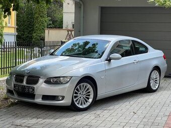 BMW E92 325i 160KW+6ST.MAN(N52) /SPORTSITZE/XENON/2.MAJITEL