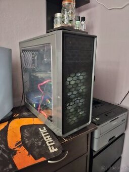 Stolní PC