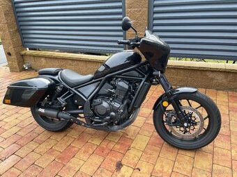 Honda Rebel 1100 - 1