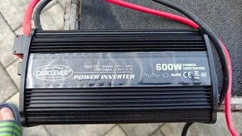 Měnič napětí 12V / 230V 600W + USB