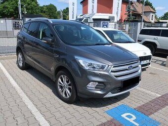 Ford Kuga 1.5EB 110kW TITANIUM TAŽNÉ 1MAJITEL ČR