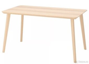 Dřevěný stůl IKEA LISABO