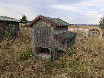 ZATEPLENÝ KURNÍK