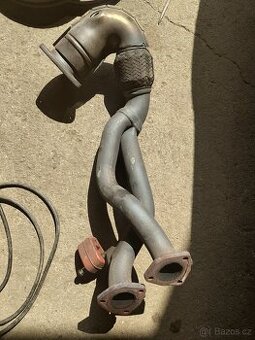 Downpipe z 1.8T na turbo K04